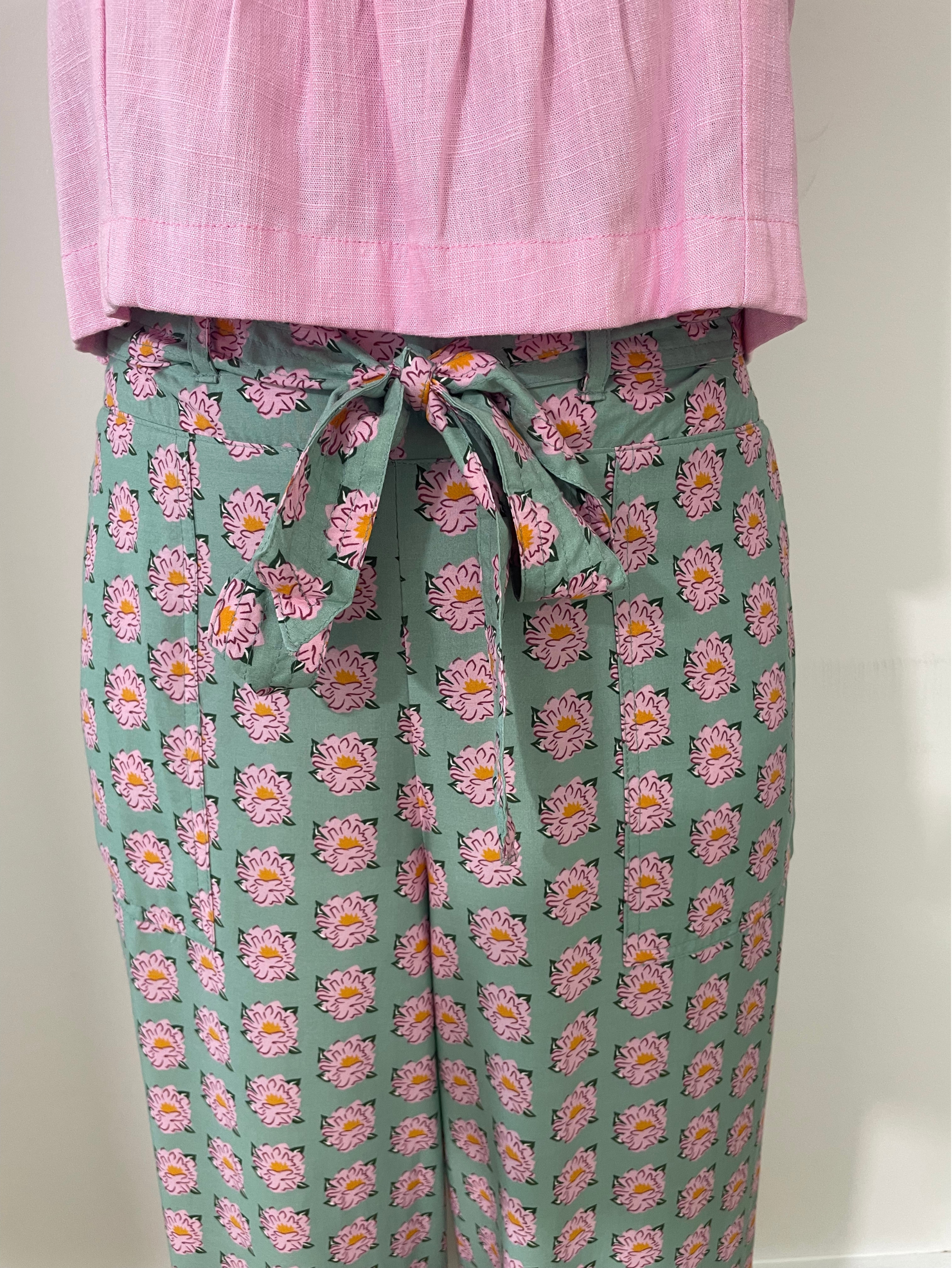 High Waisted Lounge Pant | Cropped | Sage Peony - Saffron Road