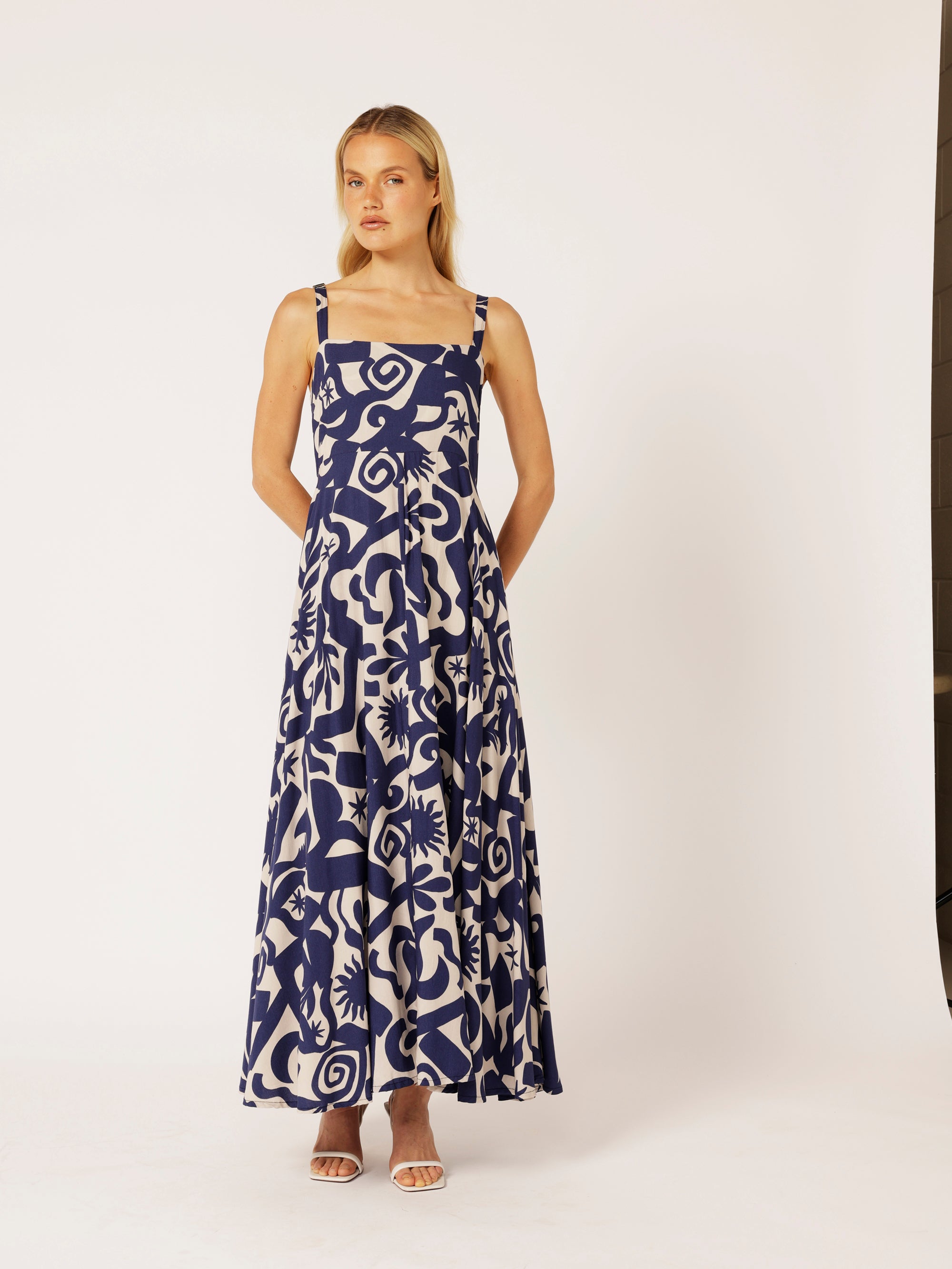 Positano Dress | Soleil Navy - Saffron Road