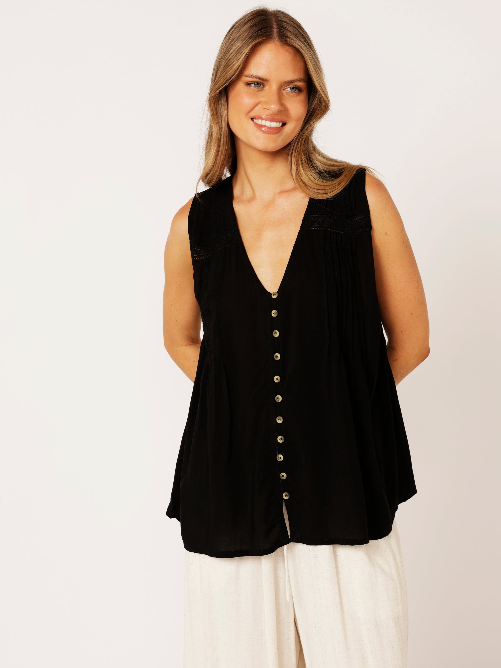 Camilla Top (Sleeveless) | Black - Saffron Road