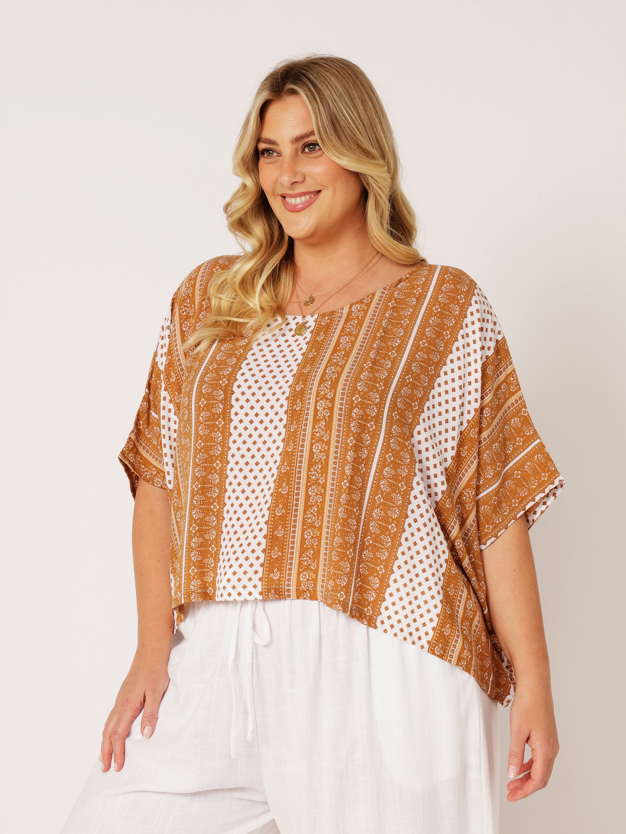 The Nat Top (Cropped) | Cinnamon Border - Saffron Road