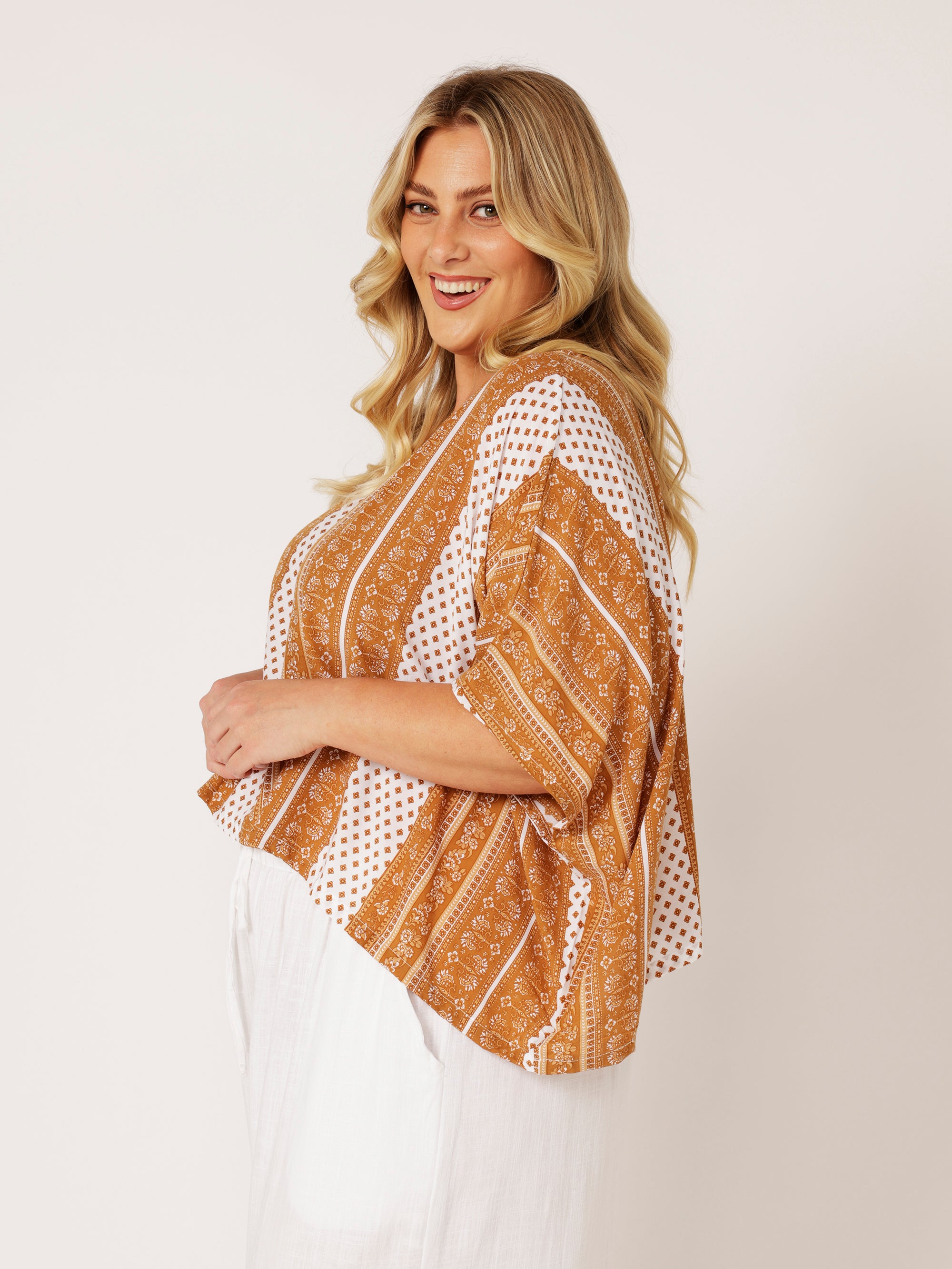 The Nat Top (Cropped) | Cinnamon Border - Saffron Road