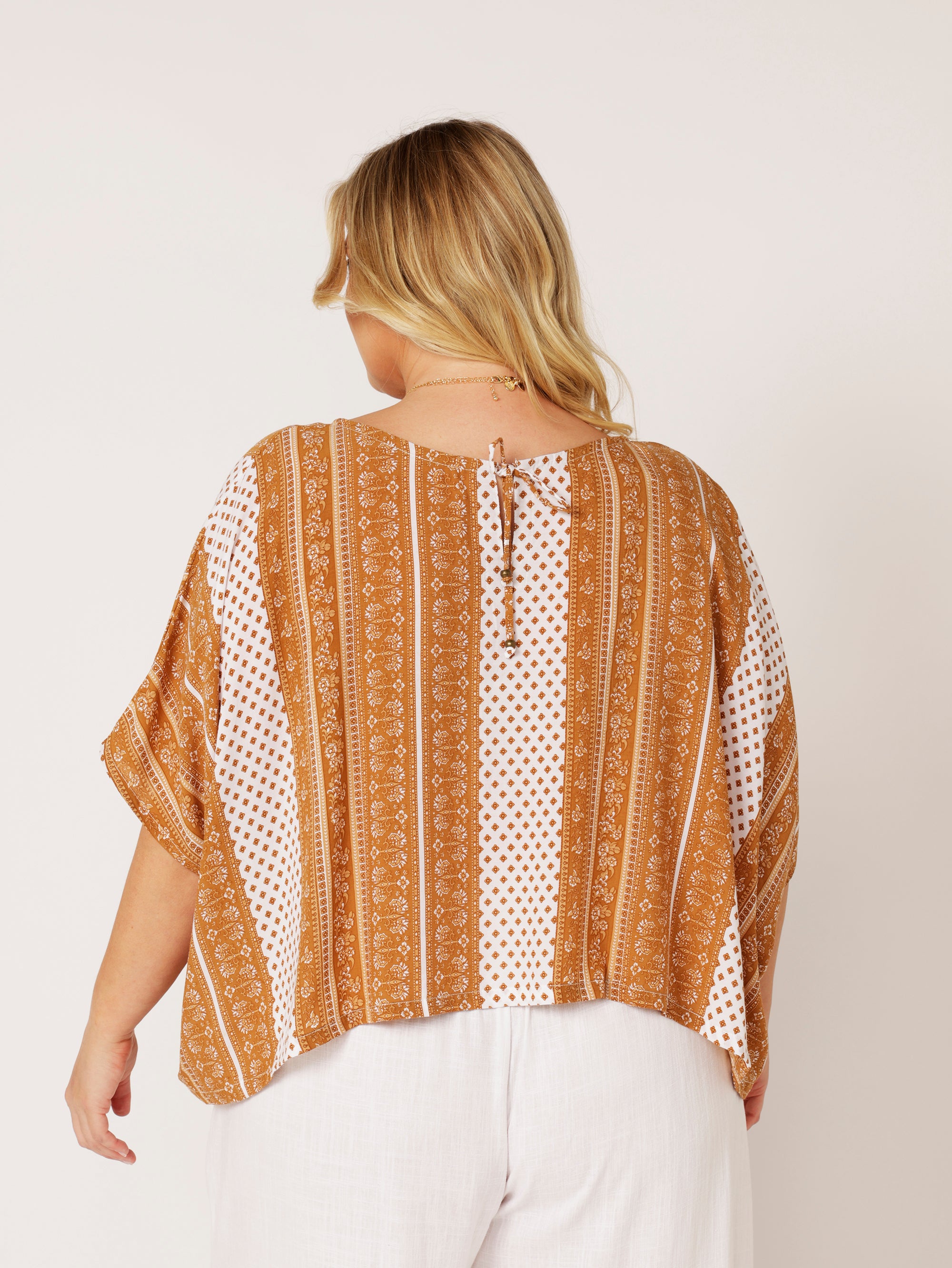 The Nat Top (Cropped) | Cinnamon Border - Saffron Road