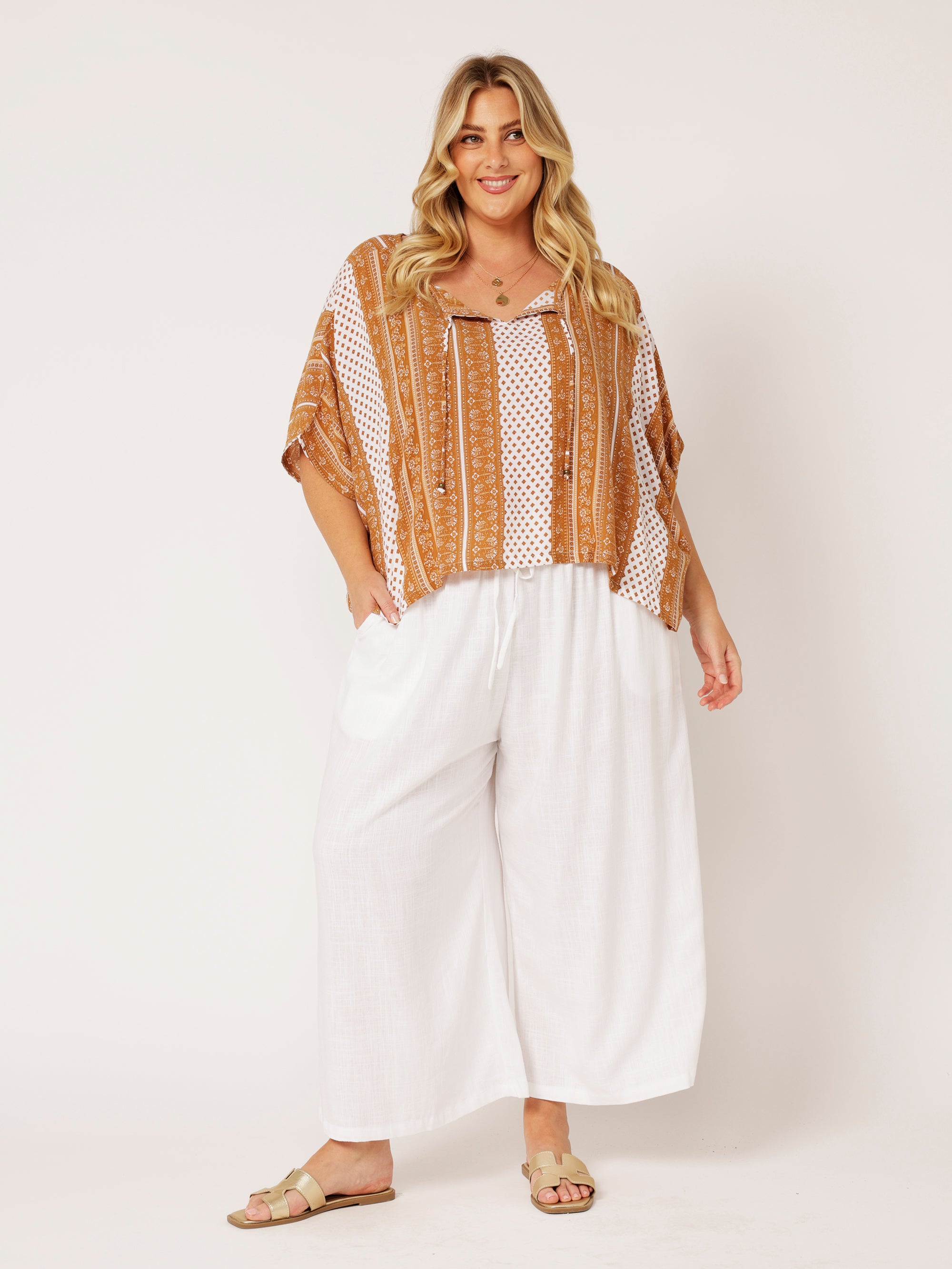 The Nat Top (Cropped) | Cinnamon Border - Saffron Road