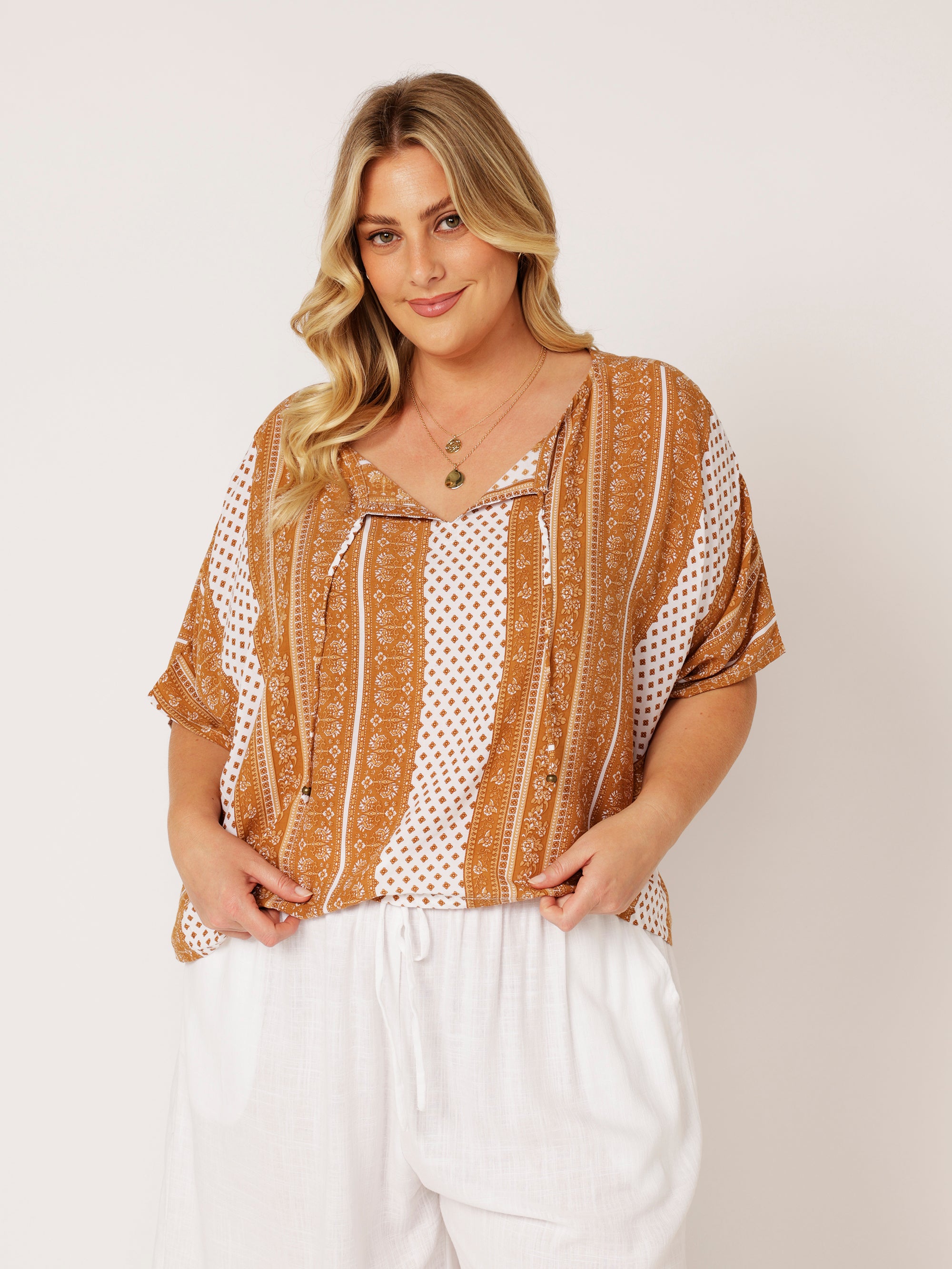 The Nat Top (Cropped) | Cinnamon Border - Saffron Road