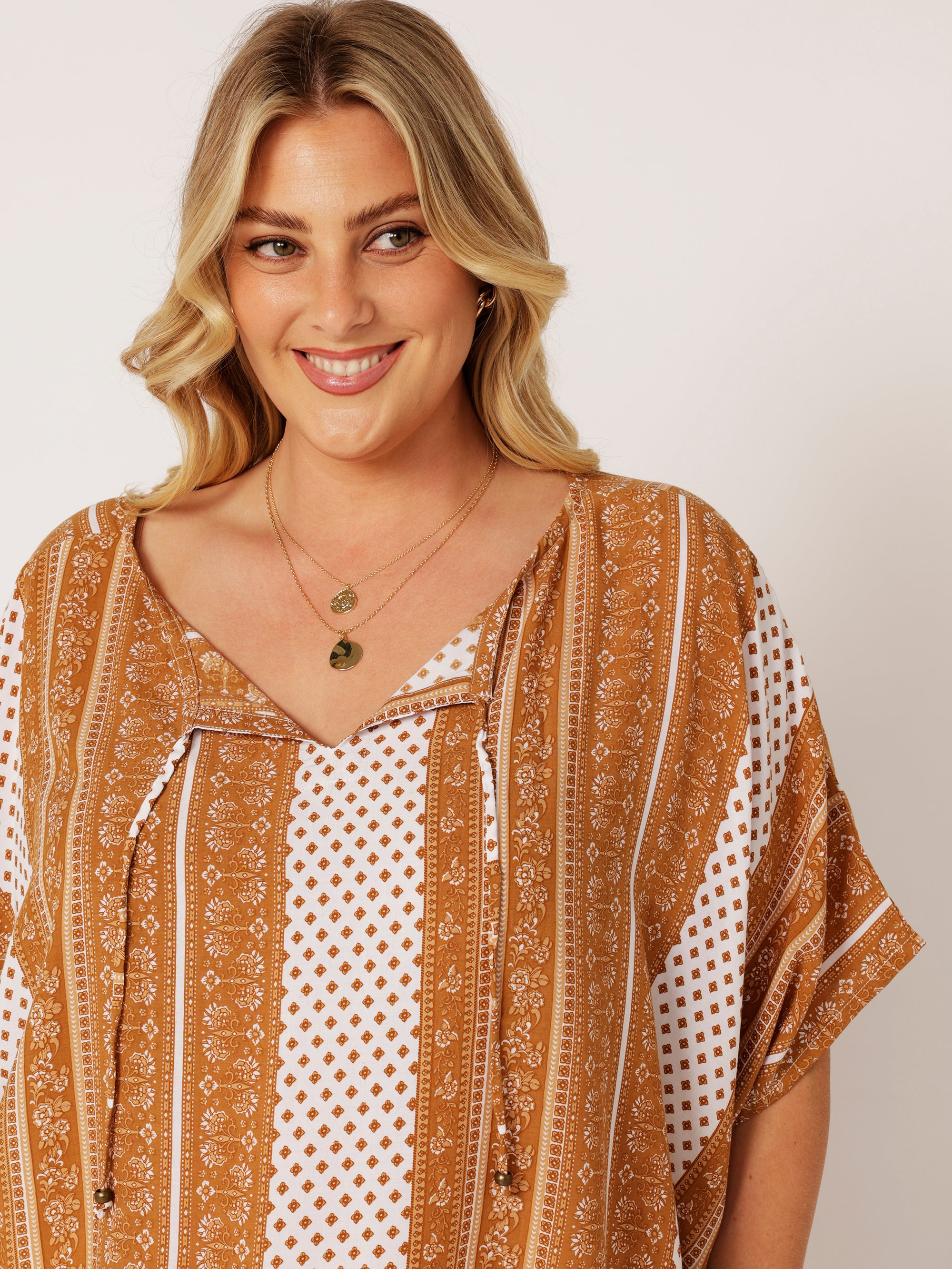 The Nat Top (Cropped) | Cinnamon Border - Saffron Road