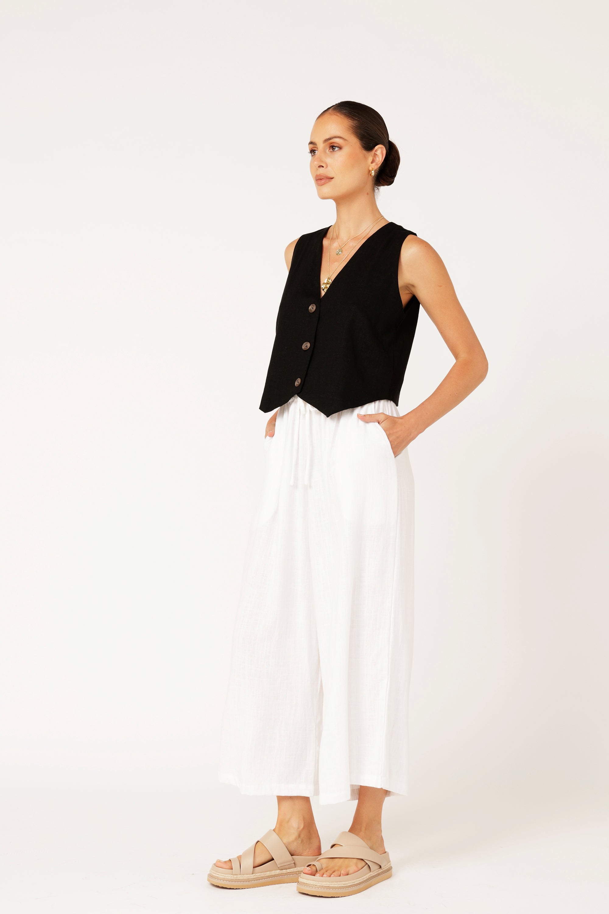 PRE_ORDER Vest | Black | Linen Viscose - Saffron Road